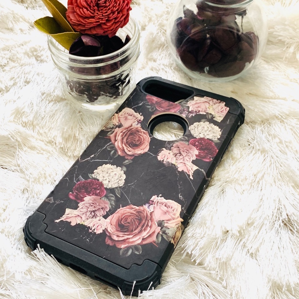iPhone cover 7/8 plus floral print